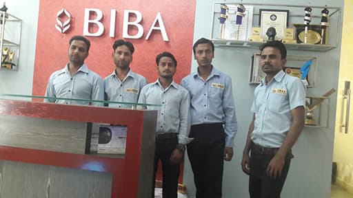 Omax-supplied staff at a retail client's store